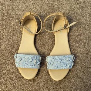 Old Navy Chambray Blue and Tan Sandals Sz 6